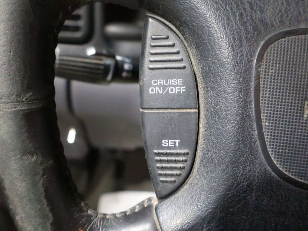 Used 1998 Dodge Ram 1500 Truck ST image 26