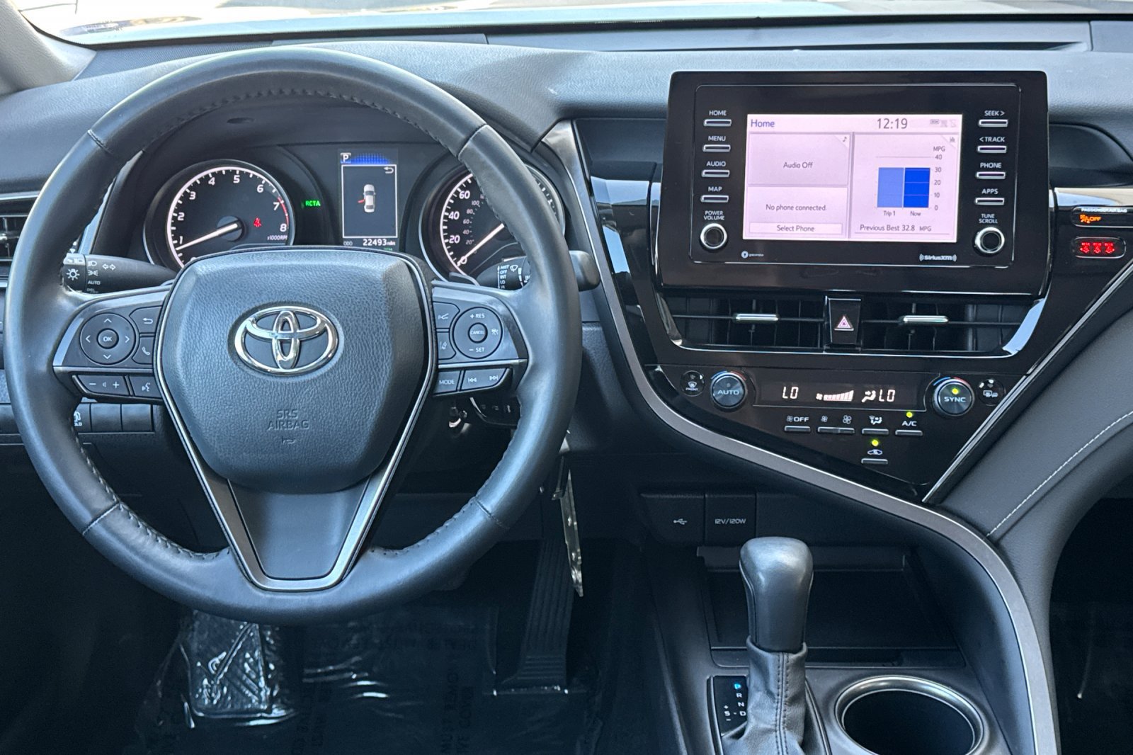 Certified 2024 Toyota Camry SE FWD image 18