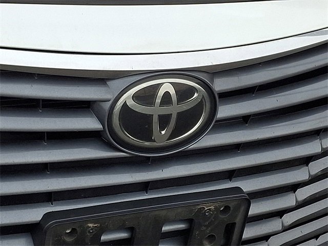 Used 2022 Toyota Avalon XLE image 10