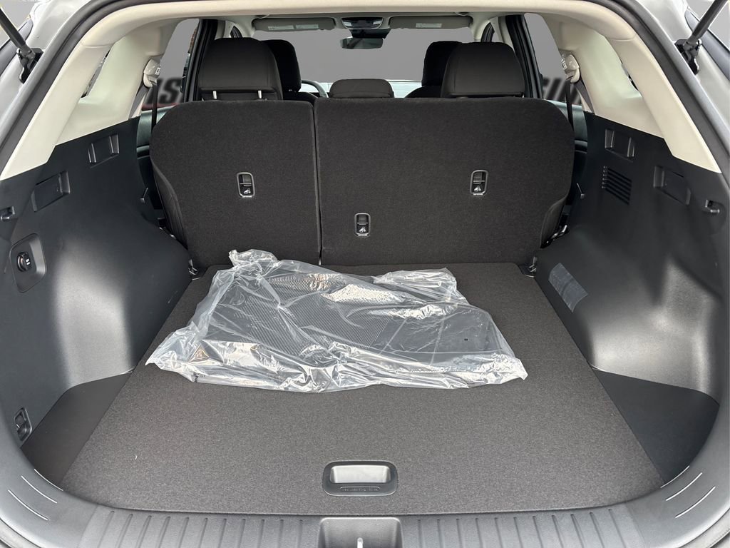 New 2026 Kia Sportage S image 11