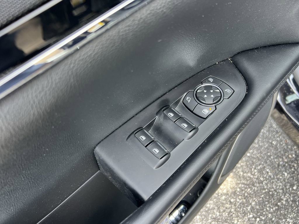 Used 2022 Lincoln Nautilus Reserve image 15