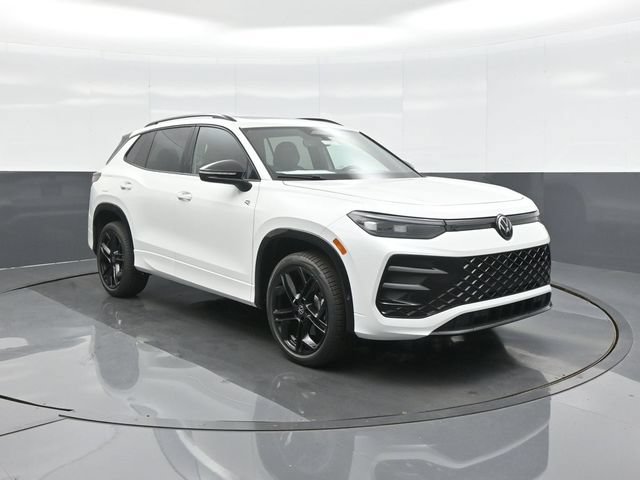 New 2026 Volkswagen Tiguan SE R-Line
