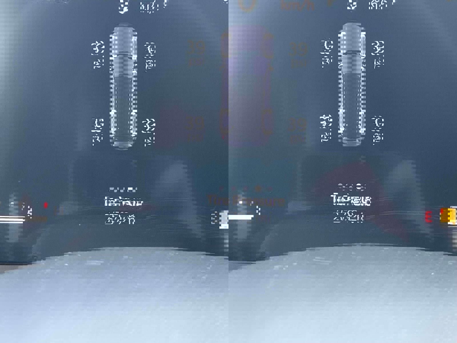 Used 2023 Jeep Grand Cherokee Laredo AWD/4WD image 26