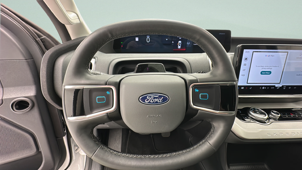 Used 2025 Ford Expedition Active AWD/4WD image 15