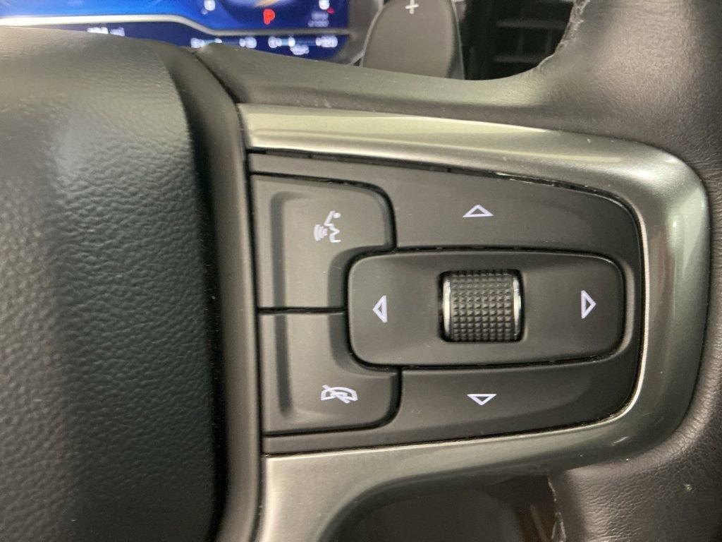 Used 2022 Chevrolet Silverado 1500 RST w/ Convenience Package II image 17