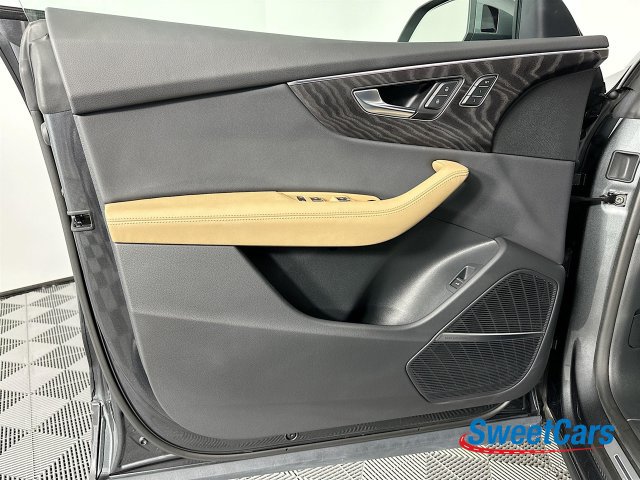 Used 2025 Audi Q8 Prestige AWD/4WD image 41