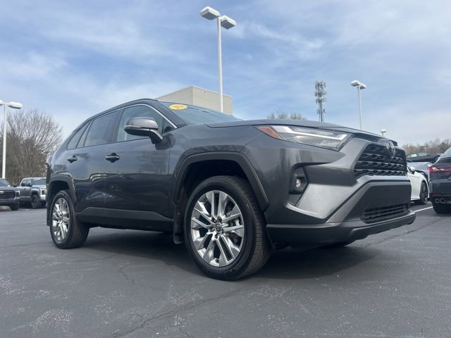 Used 2024 Toyota RAV4 XLE Premium image 3