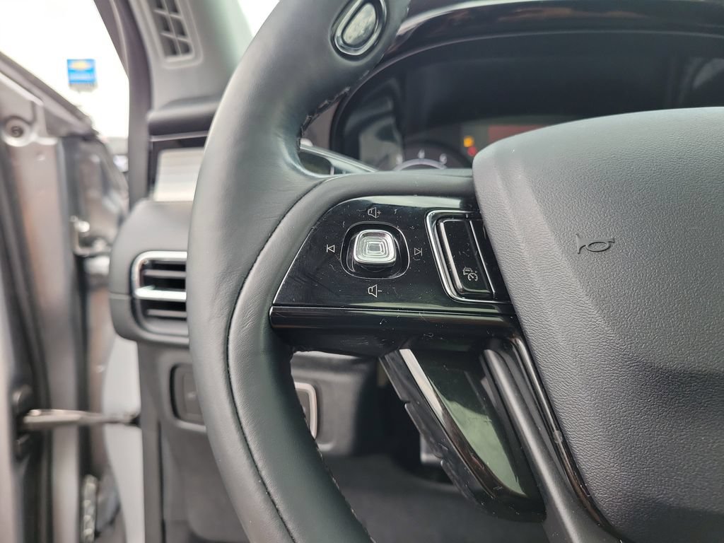 Certified 2022 Lincoln Corsair AWD w/ Premium Package image 24