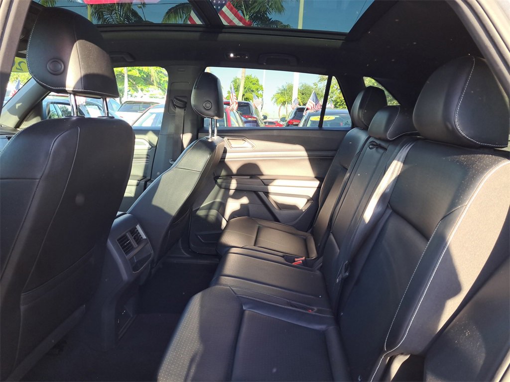 Used 2020 Volkswagen Atlas Cross Sport SEL image 8