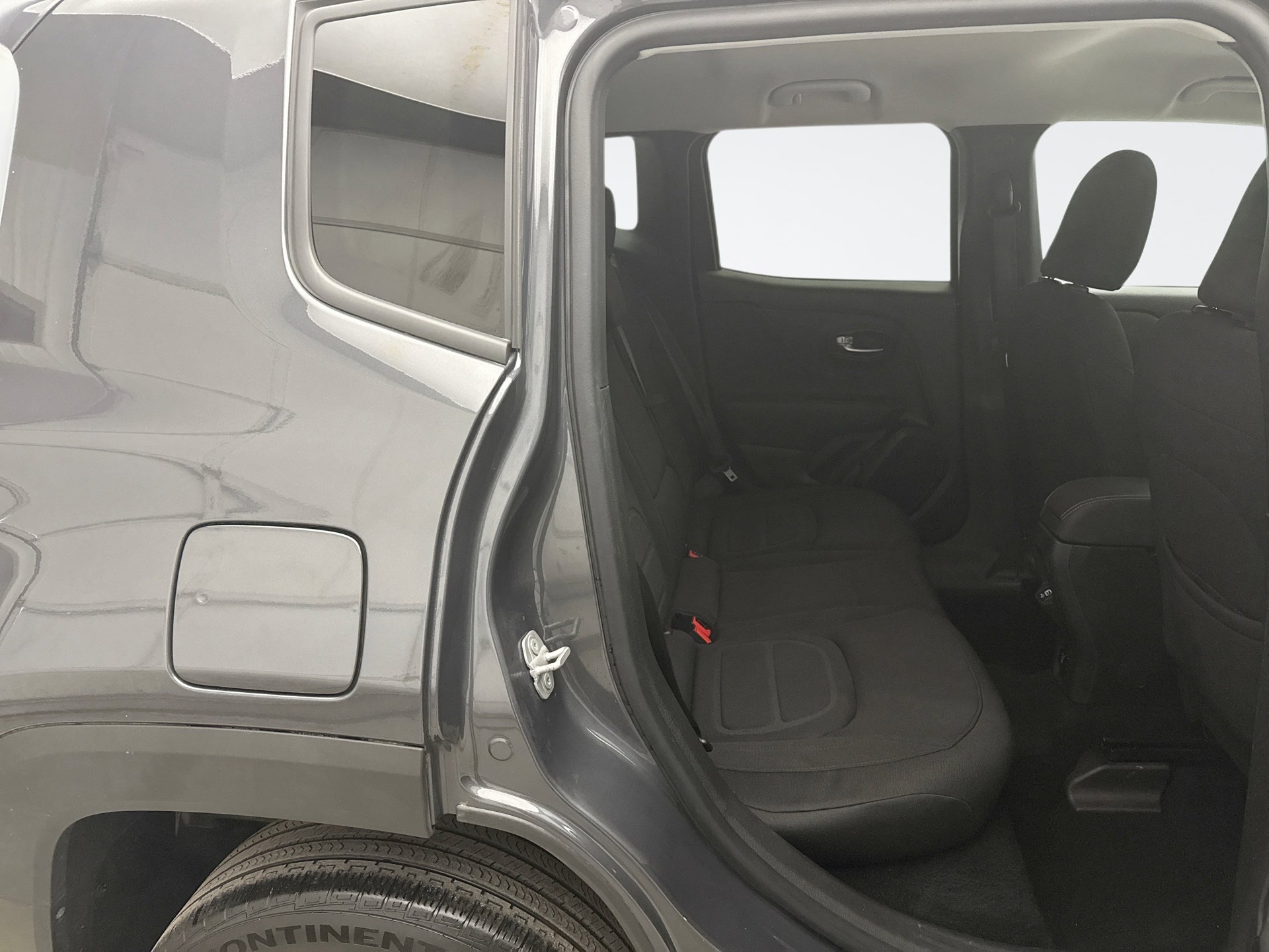 Used 2022 Jeep Renegade Latitude w/ Convenience Group image 18