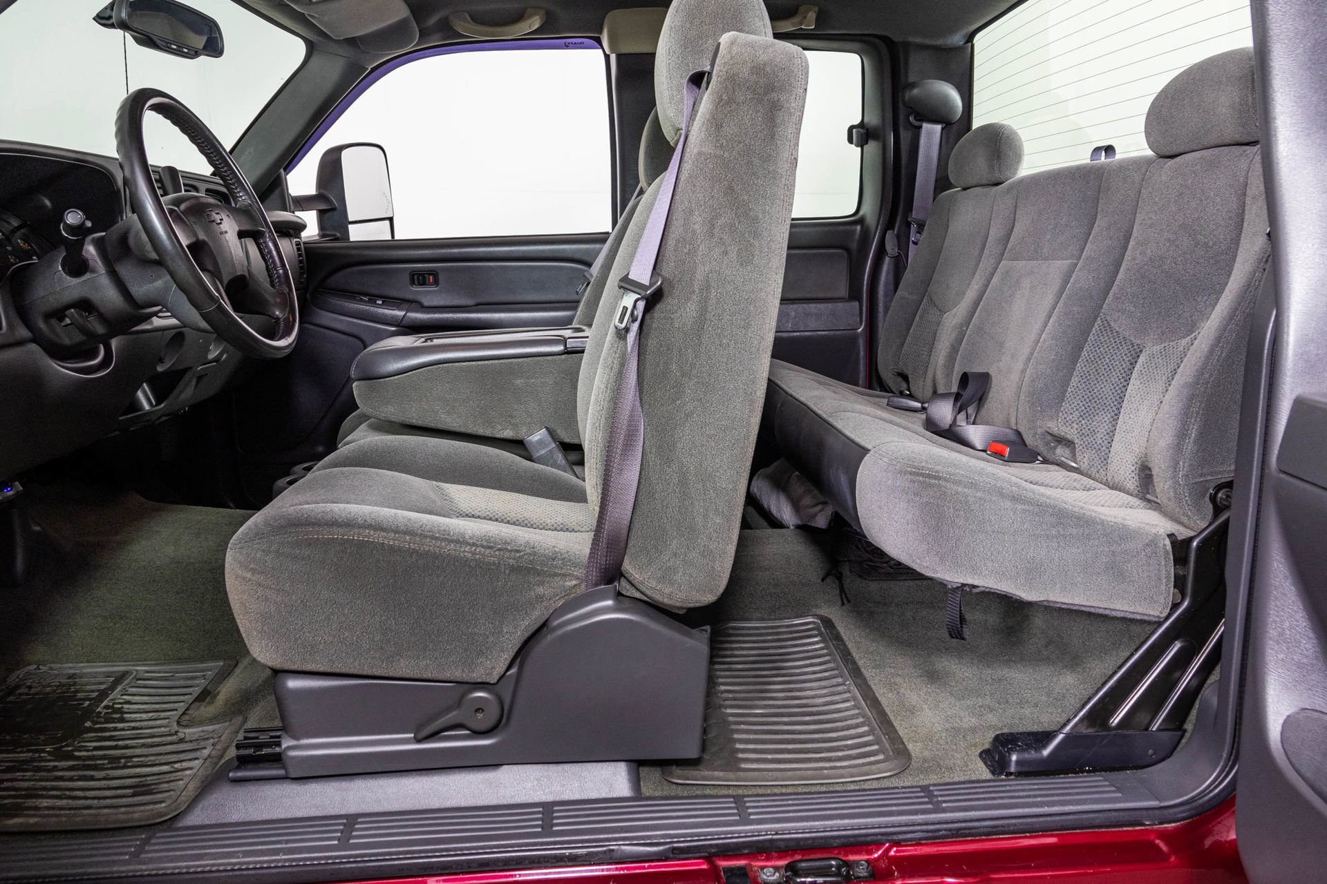 Used 2005 Chevrolet Silverado 3500 LS w/ Heavy-Duty Power Package RWD image 32