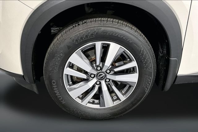 Used 2023 Nissan Pathfinder SL AWD/4WD image 31