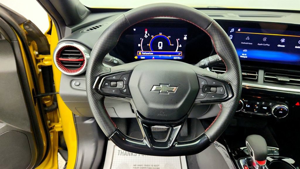 Used 2024 Chevrolet Trax RS w/ Driver Confidence Package FWD image 14
