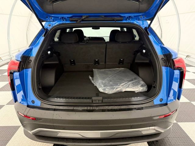 New 2025 Chevrolet Blazer EV LT image 4