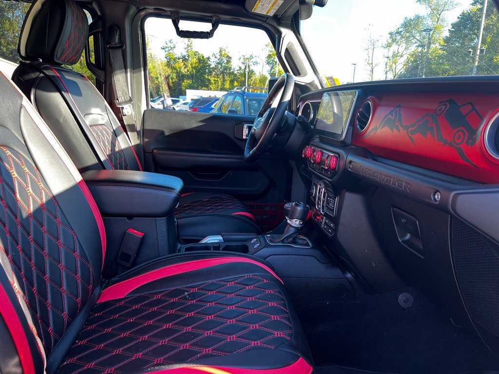 Used 2018 Jeep Wrangler Unlimited Rubicon AWD/4WD image 17