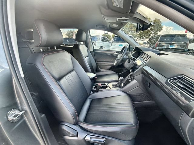 Used 2024 Volkswagen Tiguan SE FWD image 27