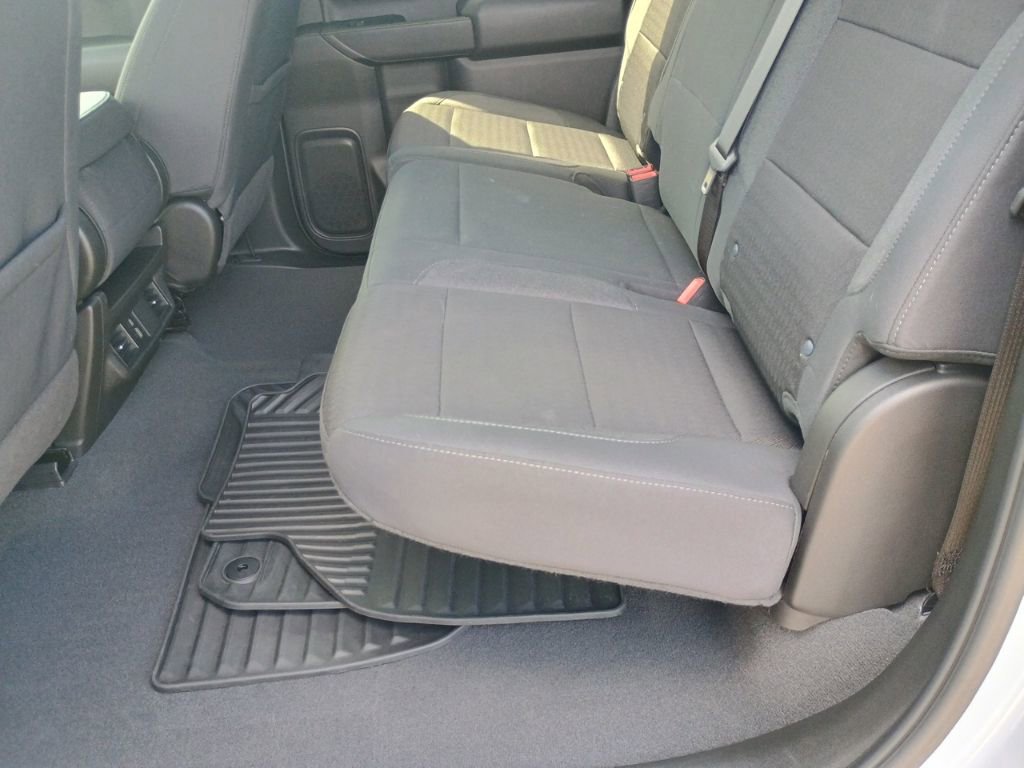 Used 2024 Chevrolet Silverado 1500 Custom image 15