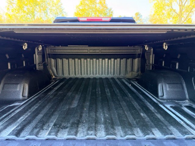 Used 2022 Chevrolet Silverado 1500 LT AWD/4WD image 27