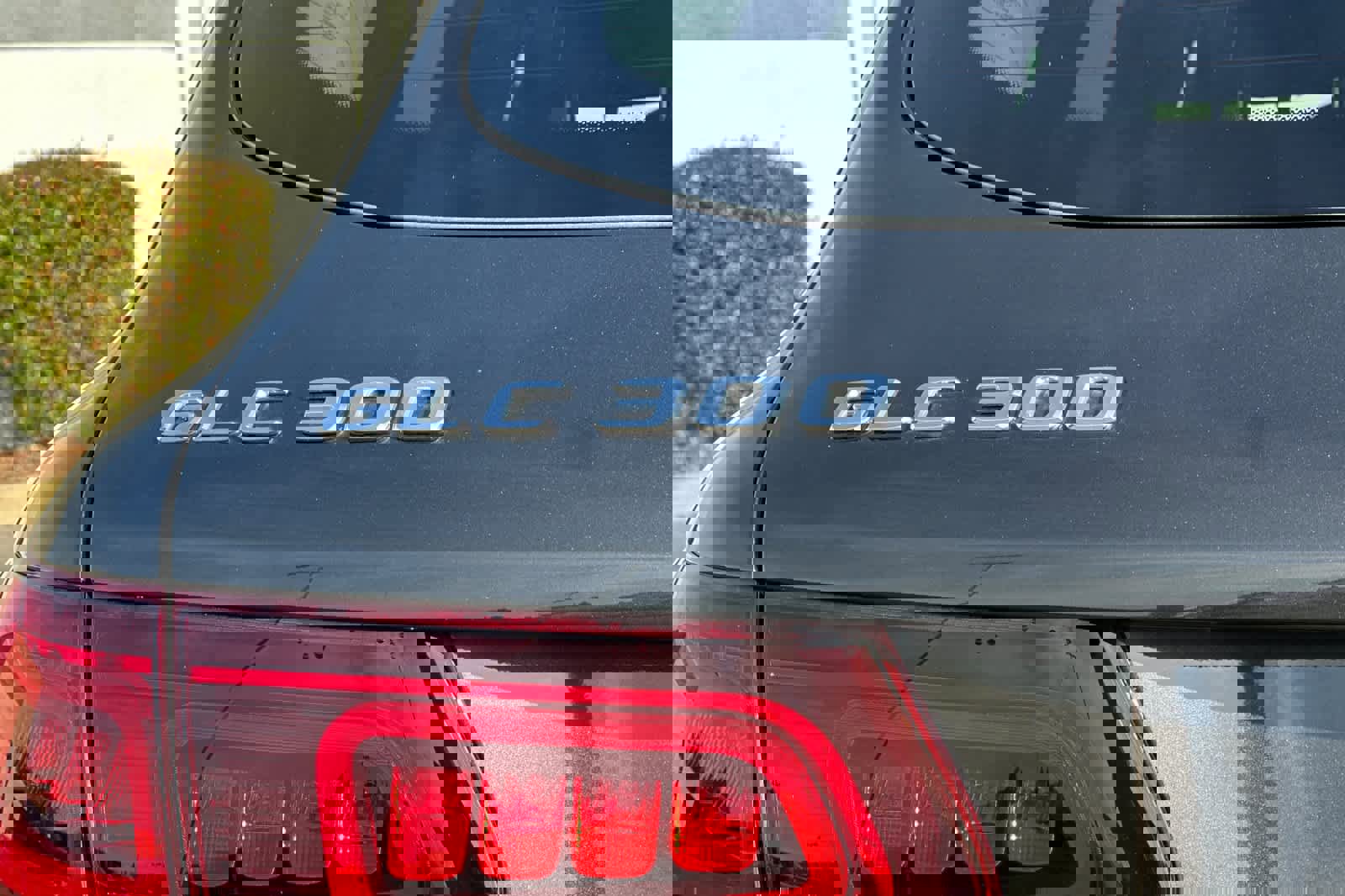 Used 2022 Mercedes-Benz GLC 300 image 32