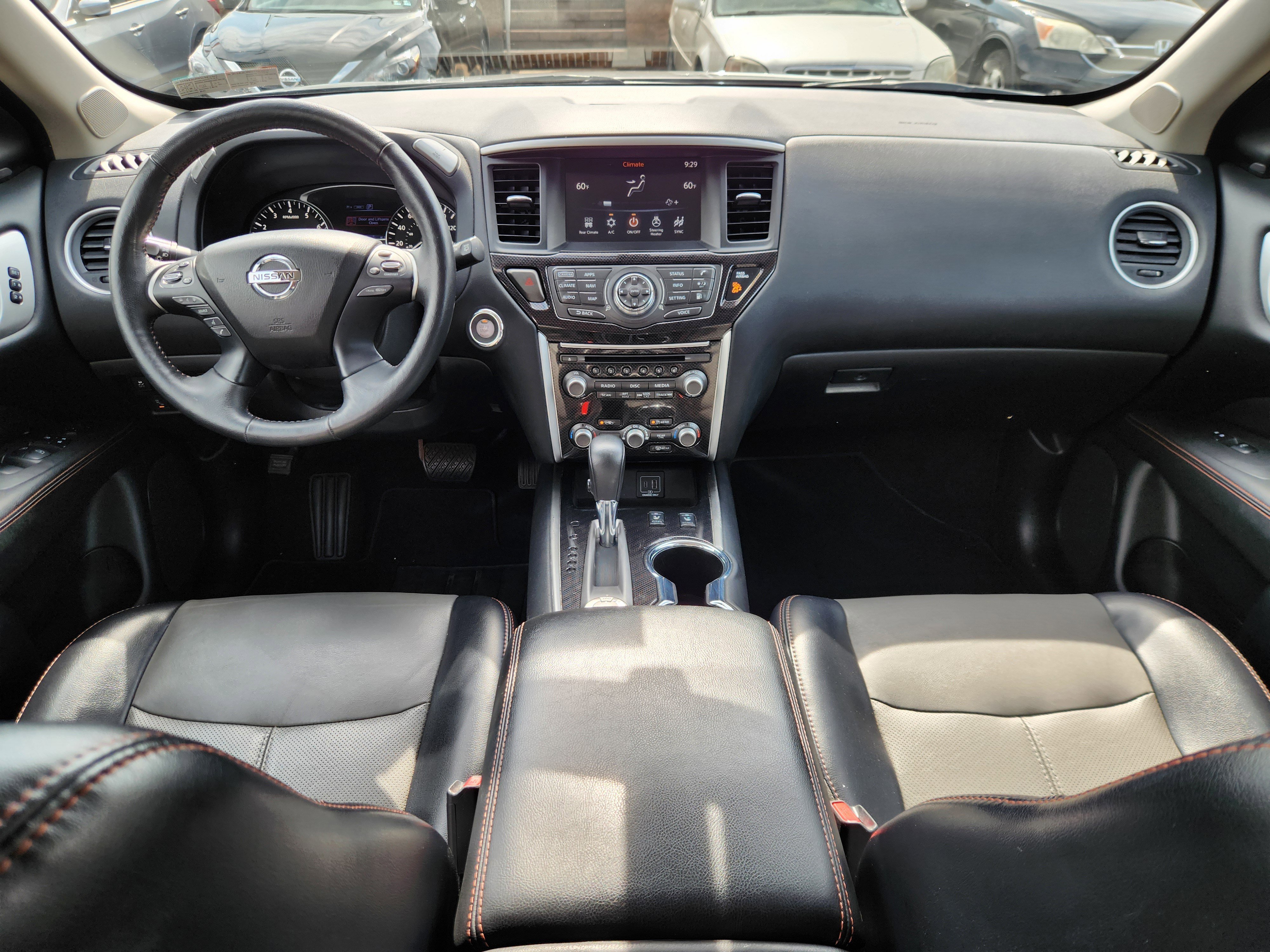 Used 2020 Nissan Pathfinder SL image 8