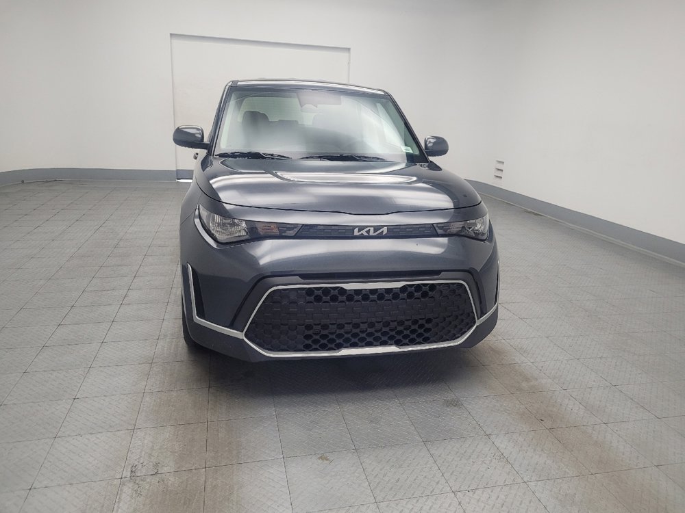 Used 2025 Kia Soul LX image 14