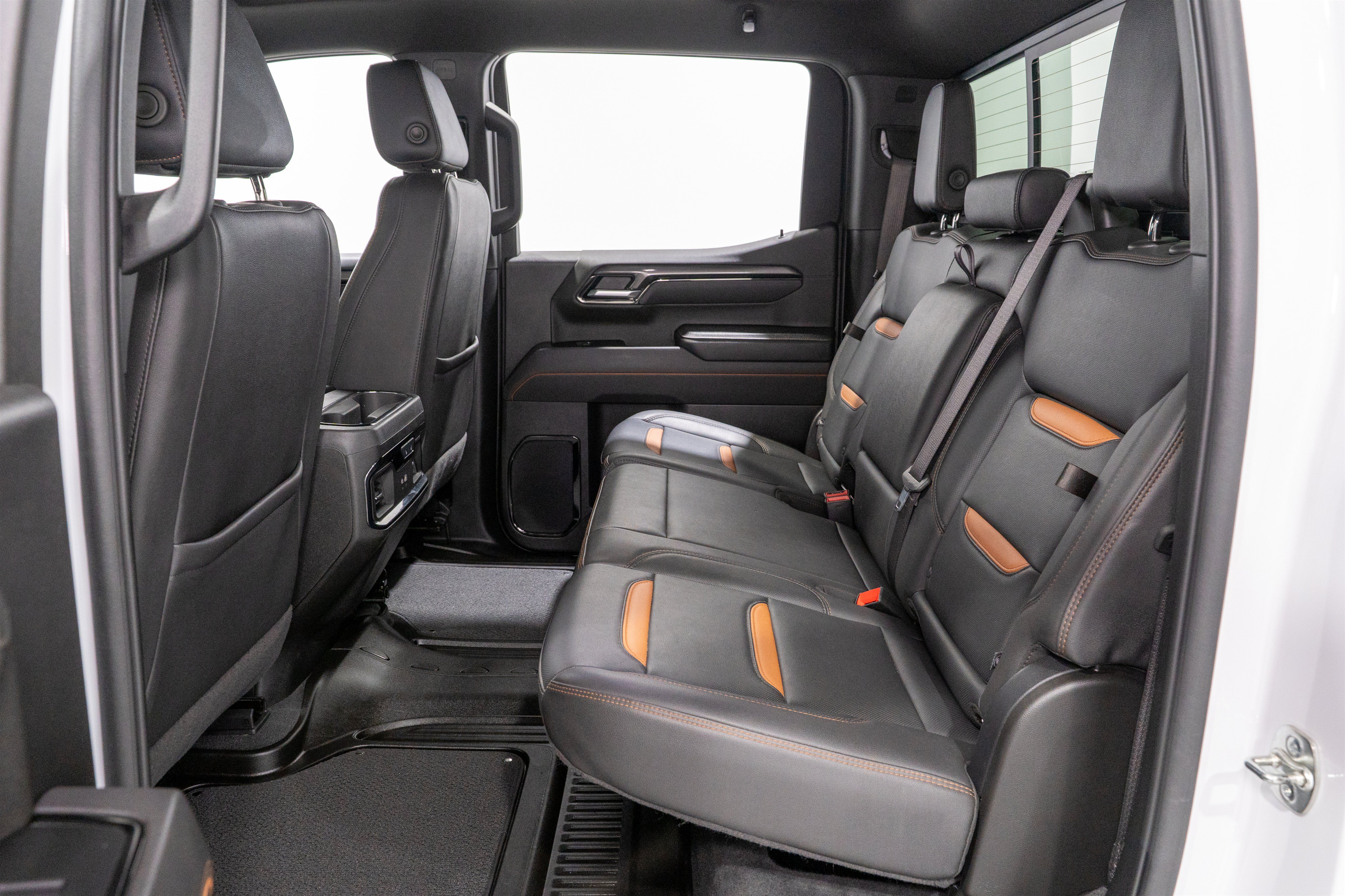 Used 2025 GMC Sierra 1500 AT4 w/ AT4 Premium Package AWD/4WD image 31