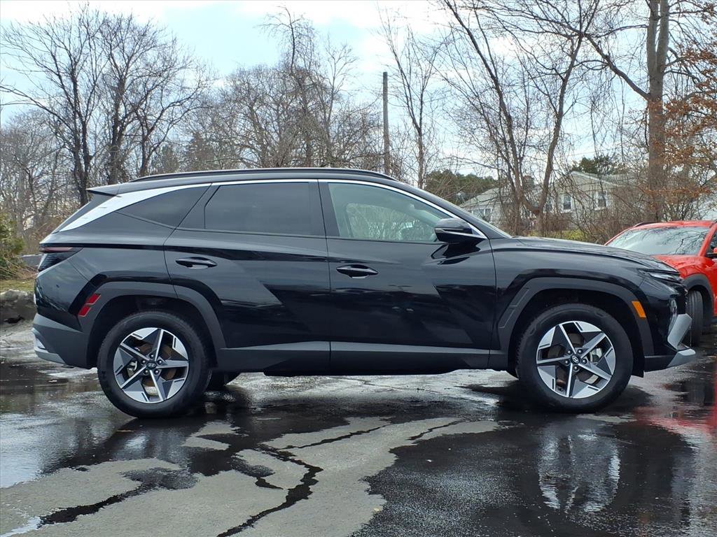 Certified 2025 Hyundai Tucson SEL AWD/4WD image 6