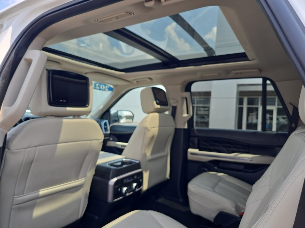 Used 2021 Ford Expedition Max Platinum AWD/4WD image 16