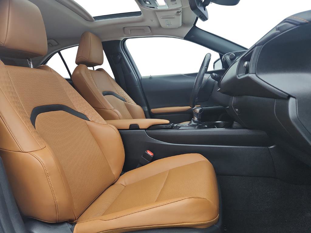 Used 2020 Lexus UX 250h w/ Premium Package AWD/4WD image 26