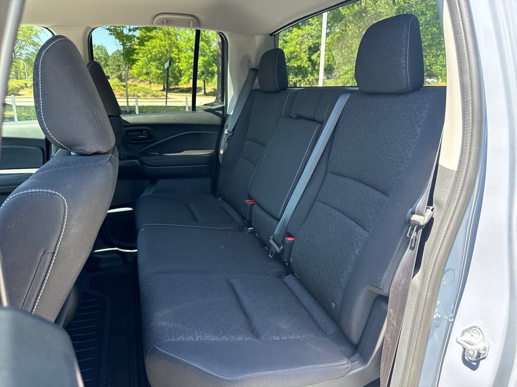 Certified 2025 Honda Ridgeline Sport image 32