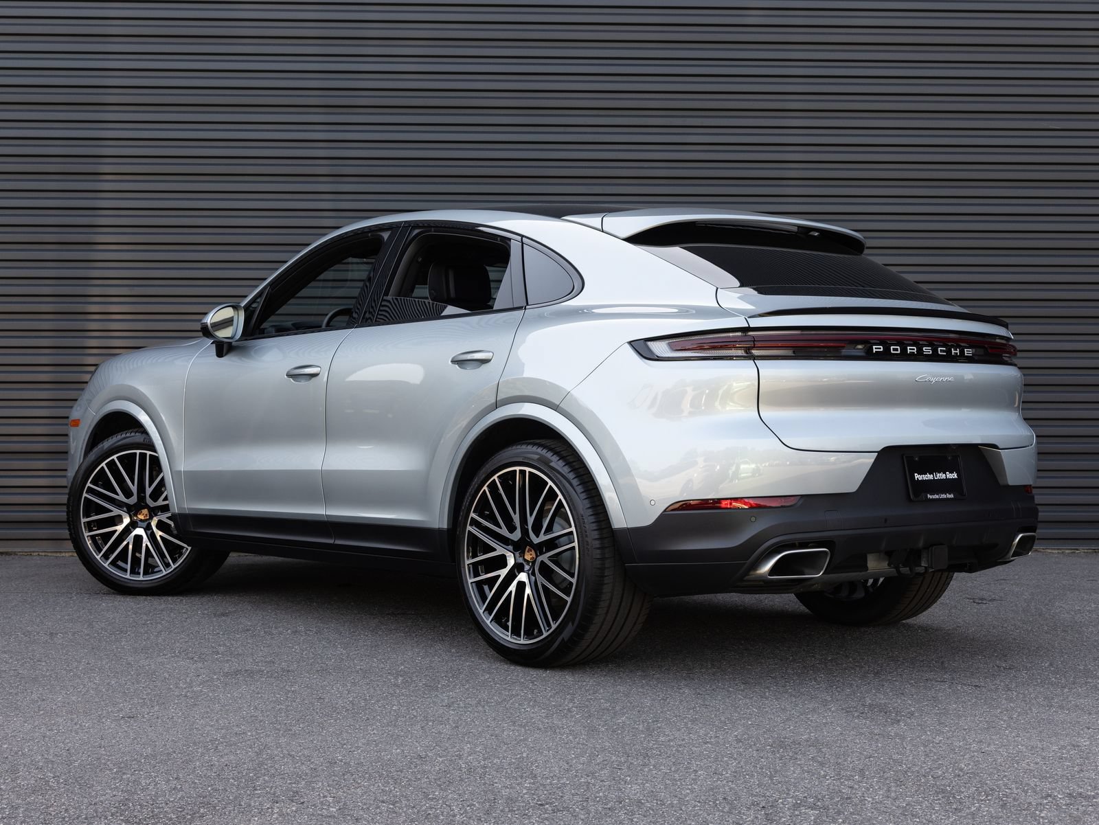 New 2026 Porsche Cayenne Coupe AWD/4WD image 3