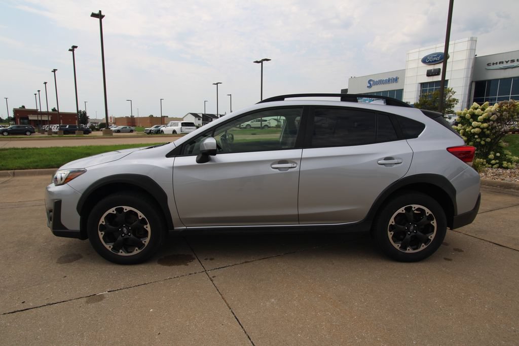 Used 2022 Subaru Crosstrek 2.0i Premium AWD/4WD image 16