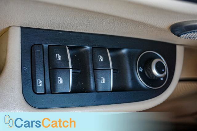 Used 2017 Alfa Romeo Giulia Ti w/ Lusso Light Wood Package image 40