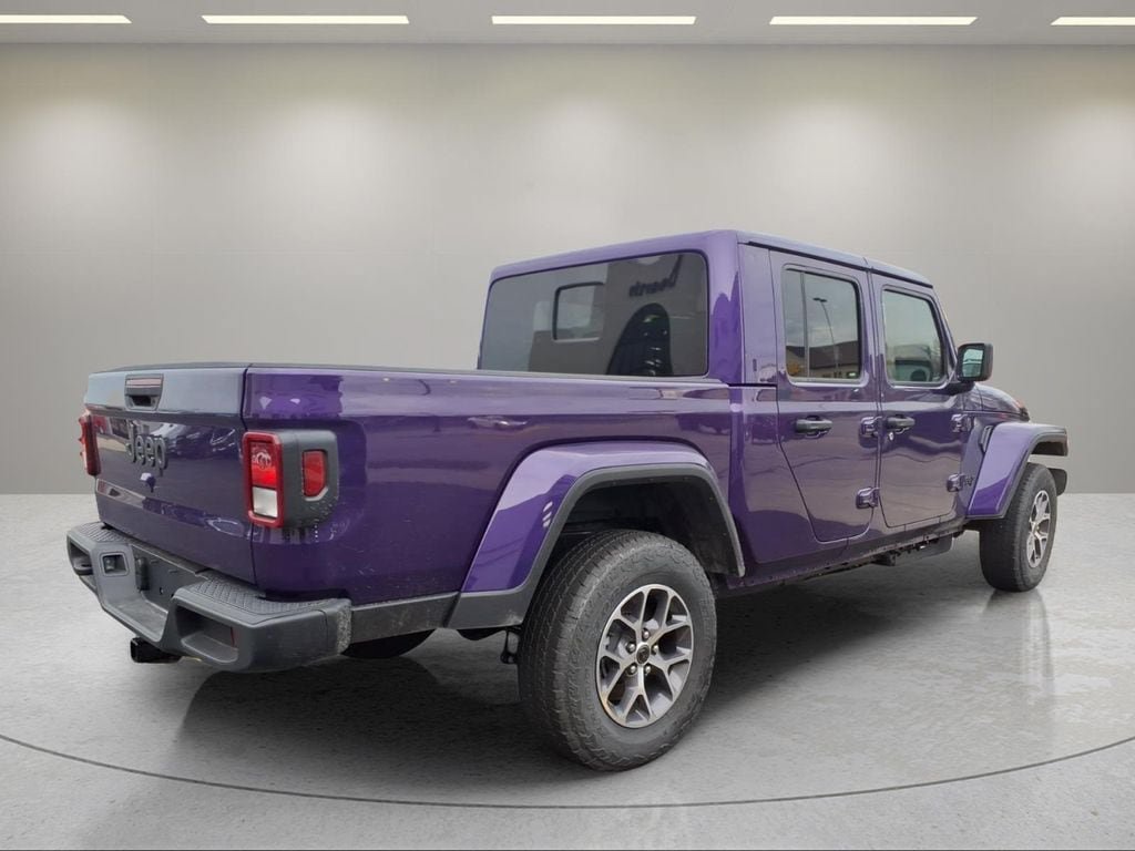 New 2026 Jeep Gladiator Sport AWD/4WD image 3