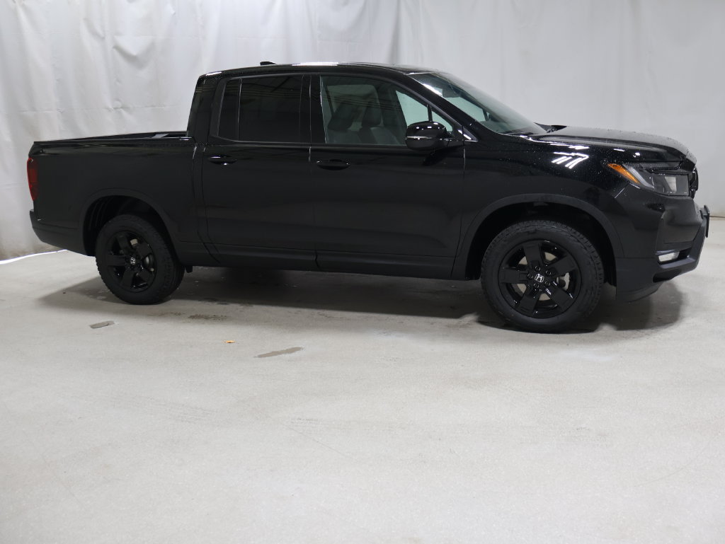 New 2026 Honda Ridgeline Black Edition image 5
