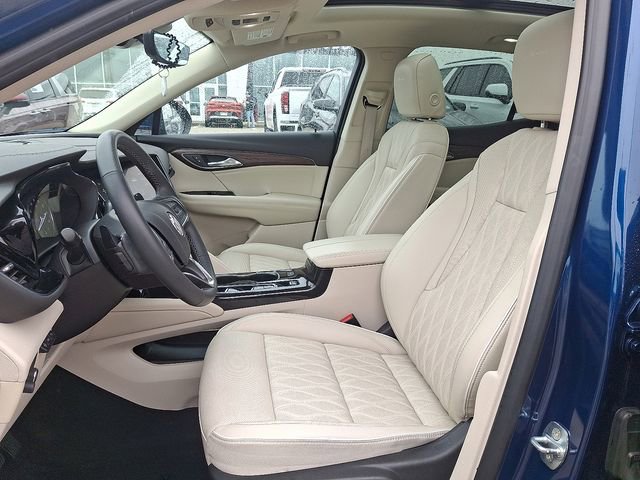 Certified 2022 Buick Envision Avenir w/ Technology Package II image 14