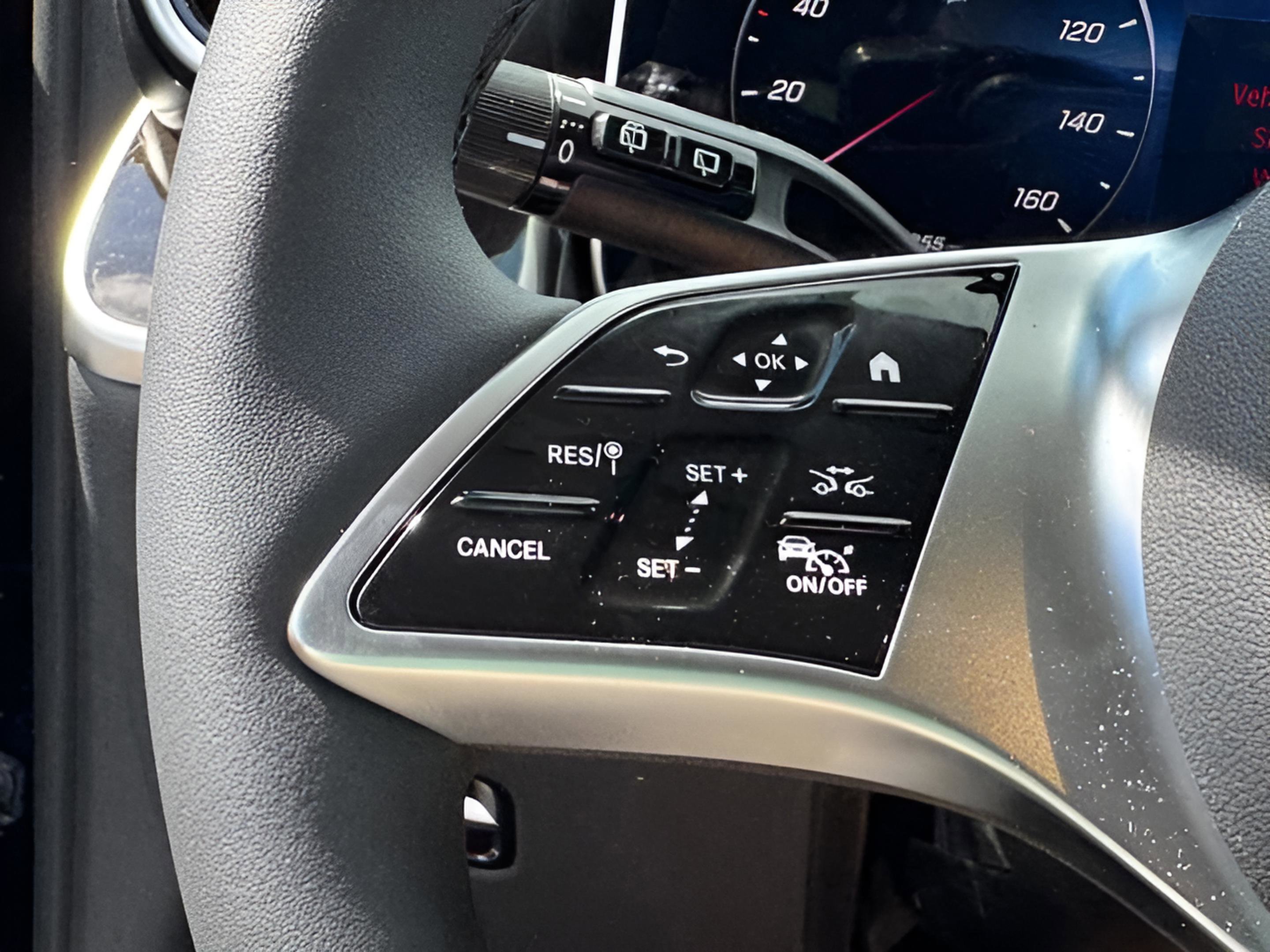 Certified 2025 Mercedes-Benz GLC 350e 4MATIC image 19