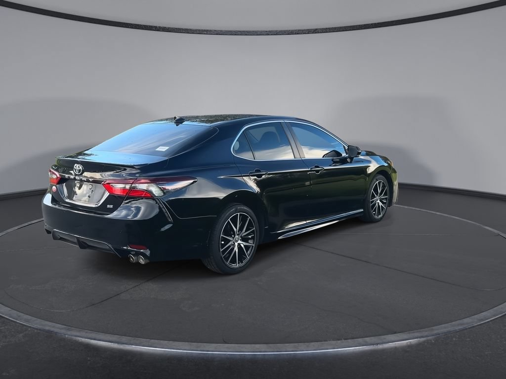 Used 2023 Toyota Camry SE FWD image 8