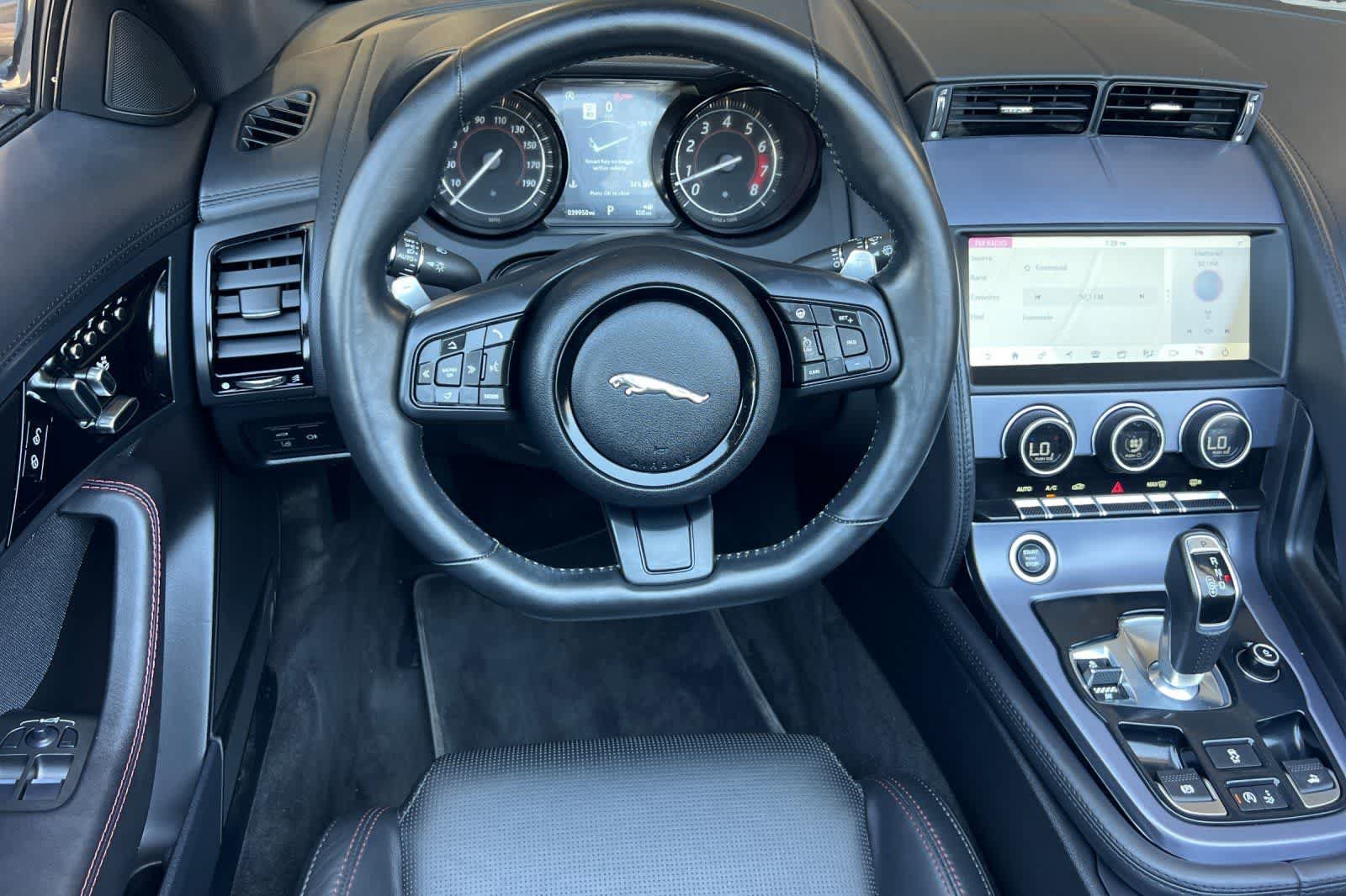 Used 2020 Jaguar F-TYPE Convertible RWD image 18