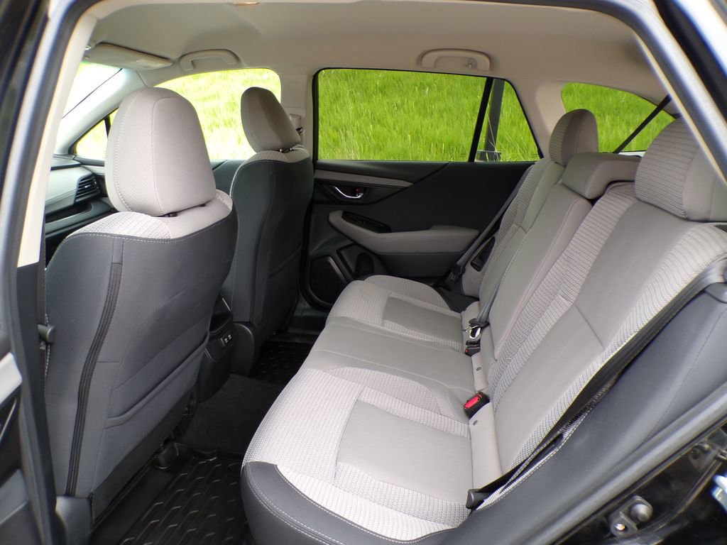 Used 2020 Subaru Outback Premium AWD/4WD image 17