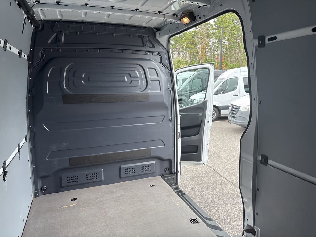 Used 2024 Mercedes-Benz Sprinter 2500 image 18