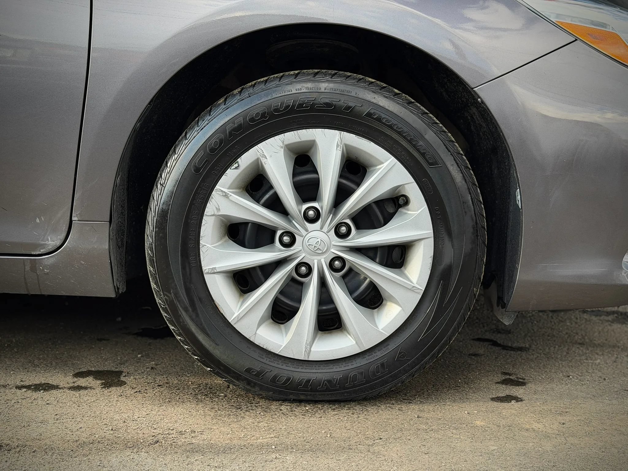 Used 2017 Toyota Camry LE FWD image 23