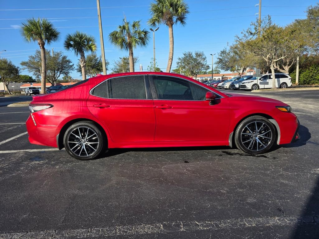 Certified 2022 Toyota Camry SE image 12