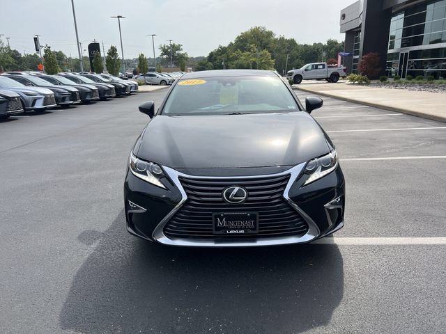 Used 2017 Lexus ES 350 w/ Luxury Package FWD image 7