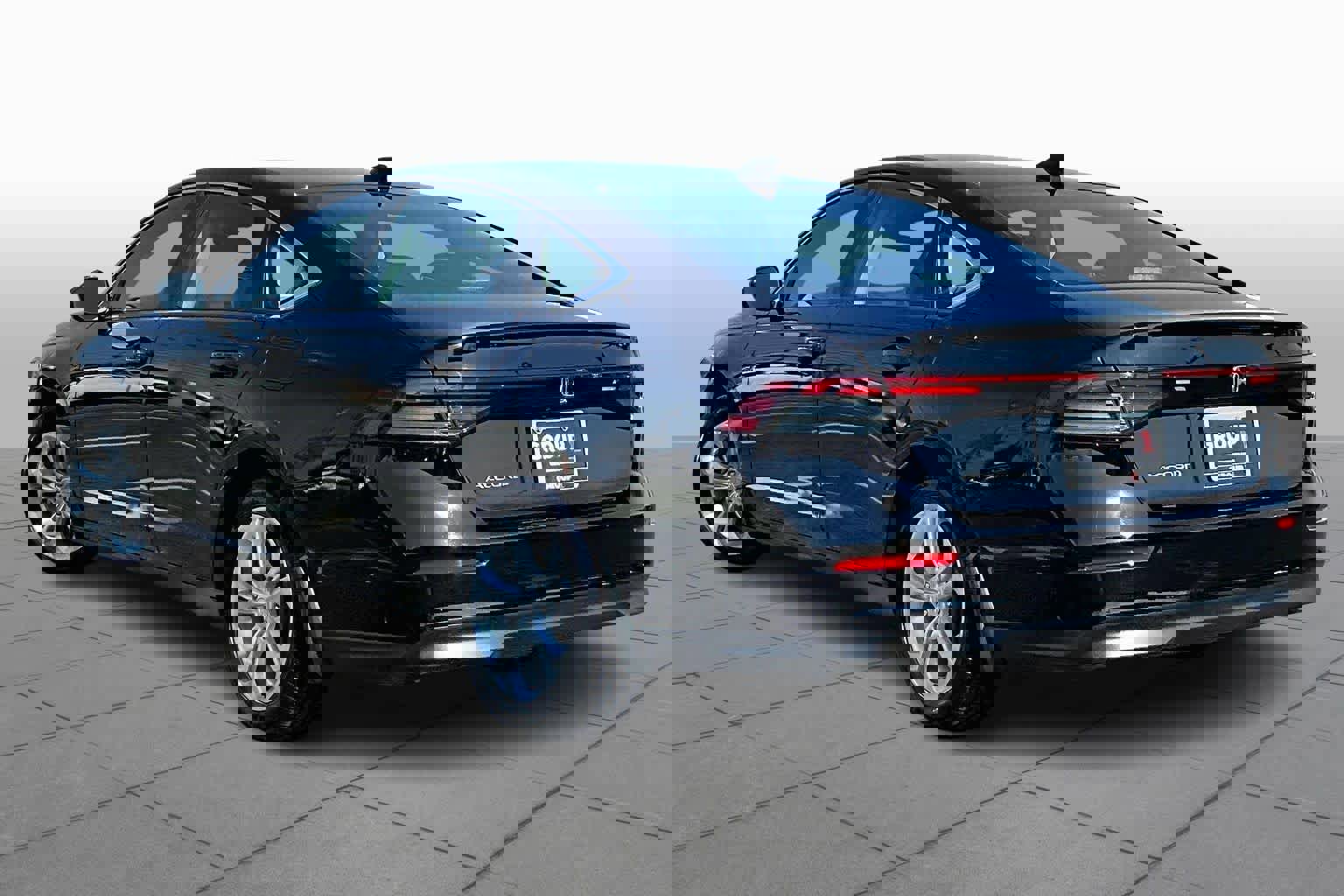 Used 2023 Honda Accord LX image 11