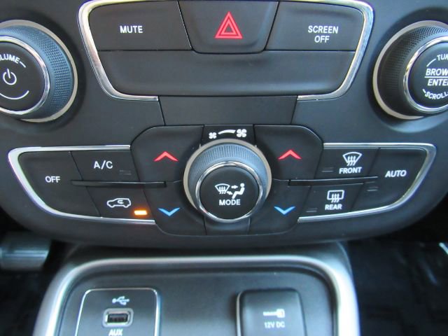 Used 2018 Jeep Compass Latitude w/ Popular Equipment Group image 42