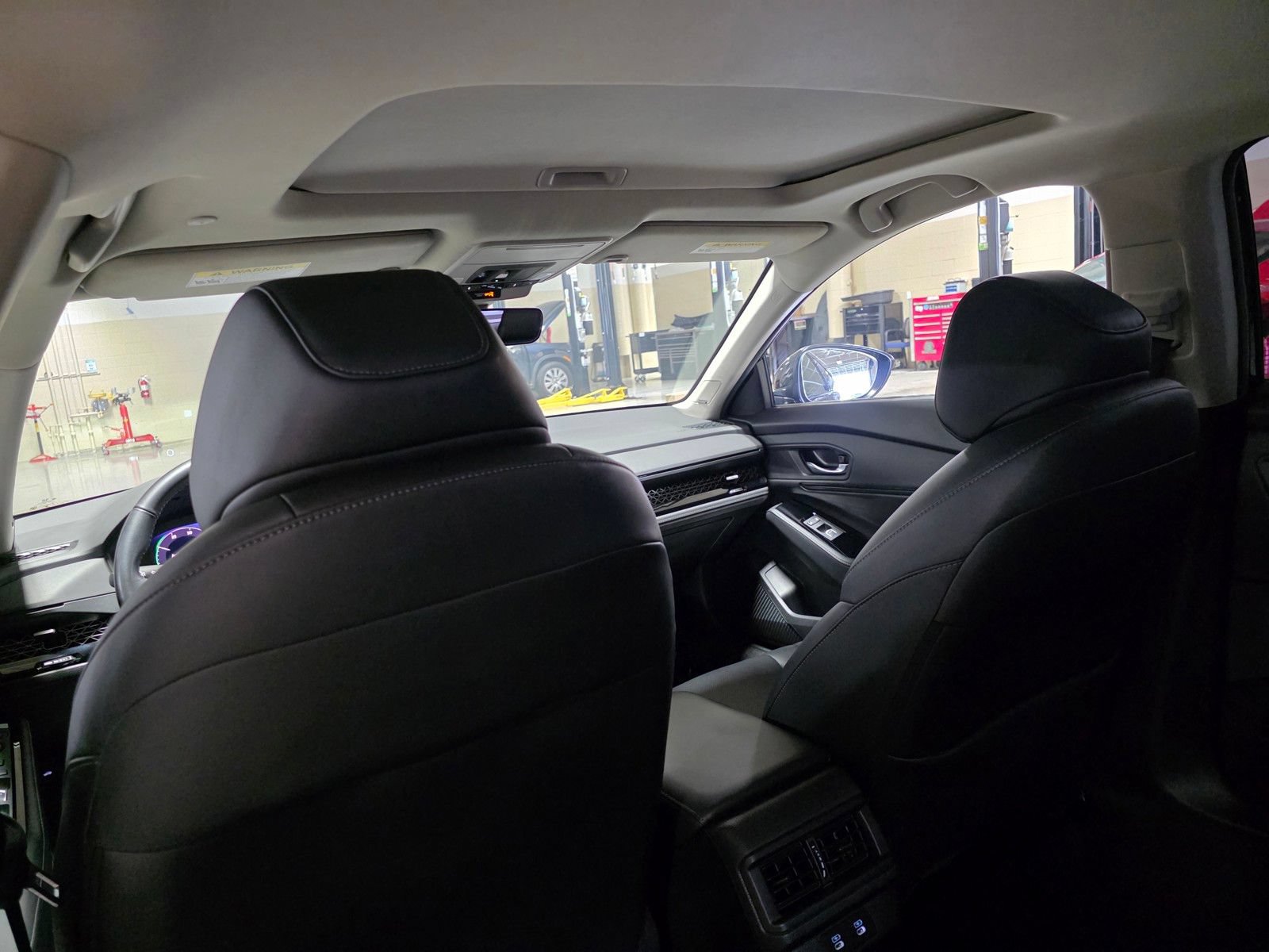 Used 2024 Honda Accord Touring image 15