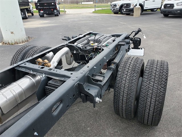 New 2025 Ford F350 XL w/ Snow Plow Prep Package image 8