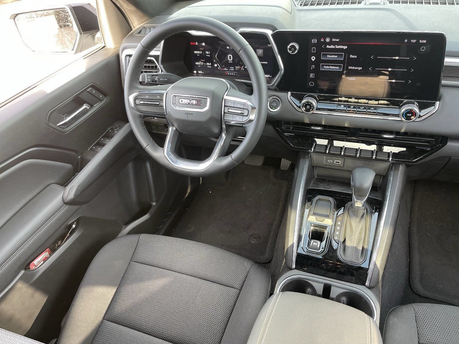 Used 2026 GMC Canyon Elevation RWD image 15
