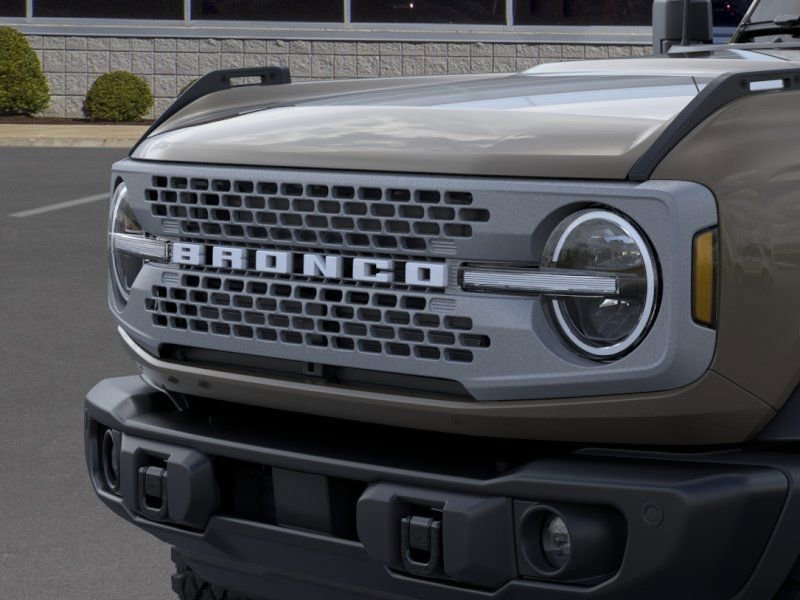 New 2026 Ford Bronco Badlands AWD/4WD image 19